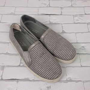 Skechers Street Air Cushioned Foam shoes sneakers Silver stud metallic Slip on